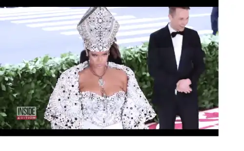 How Rihanna Became a Billionaire Hollywood Whatsapp Status