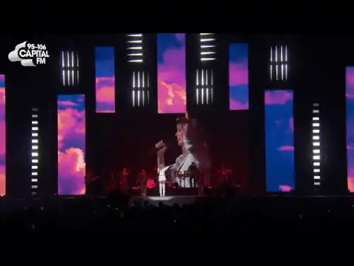 Taylor swift london boy live English Song video