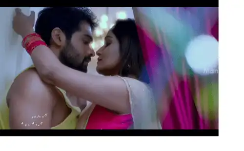 Tu_Chiz_Badi_Hai_Mast_Mast_Romantic_Couple_Status_Video_thumbnail.webp